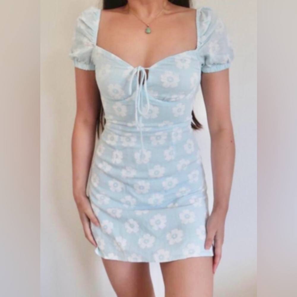 Princess Polly Floral Blue And White Mini Dress Size 0